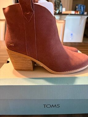 TOMS Chestnut Suede Constance Ankle Booties - Brown